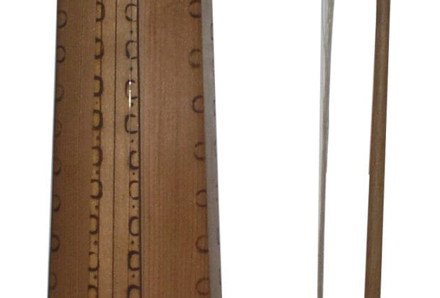 A three-stringed Black Sea kemence lying beside its bow